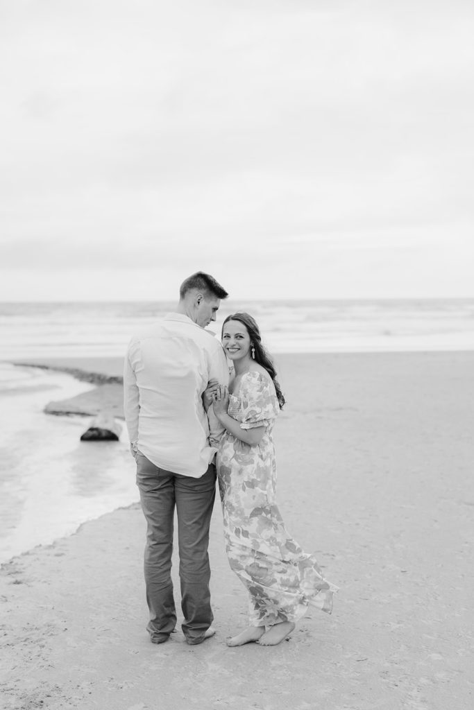 Charming Canon Beach Engagement Session | Kelby Maria